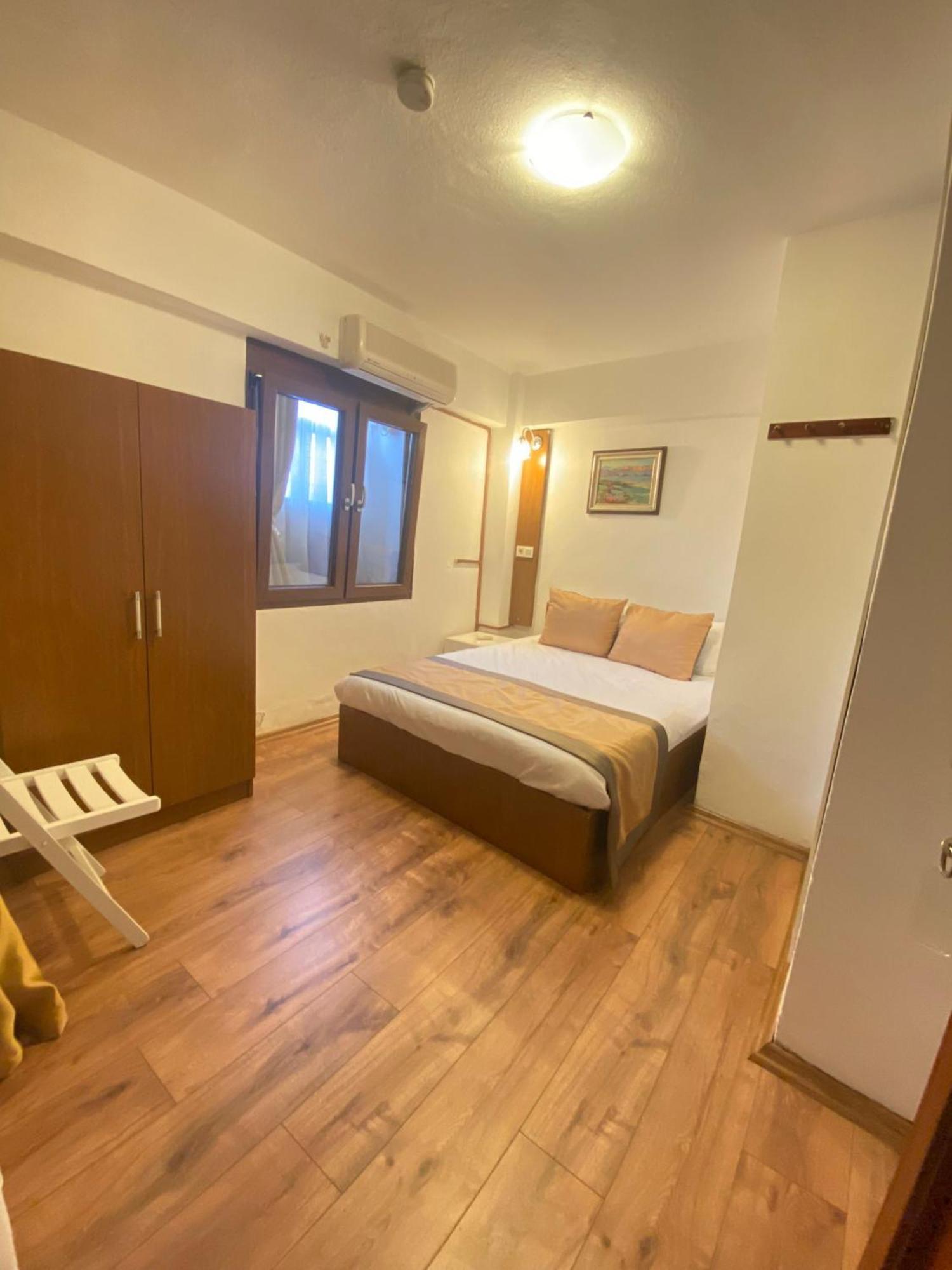 Konak Hotel Kaleici Анталия Екстериор снимка