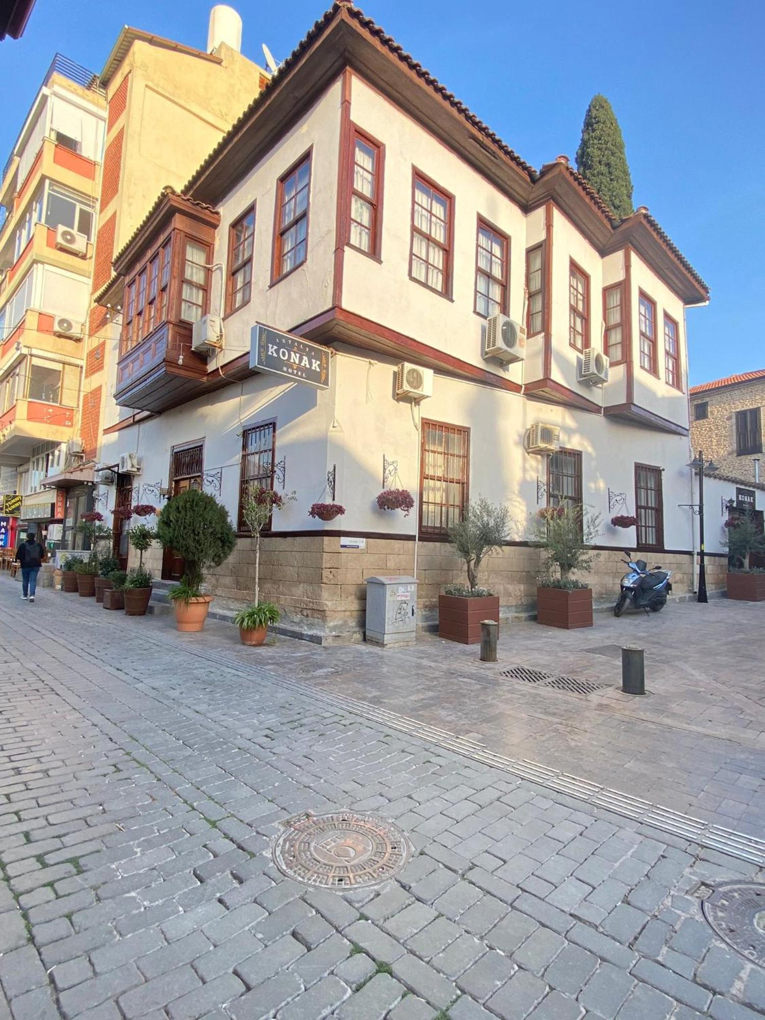 Konak Hotel Kaleici Анталия Екстериор снимка